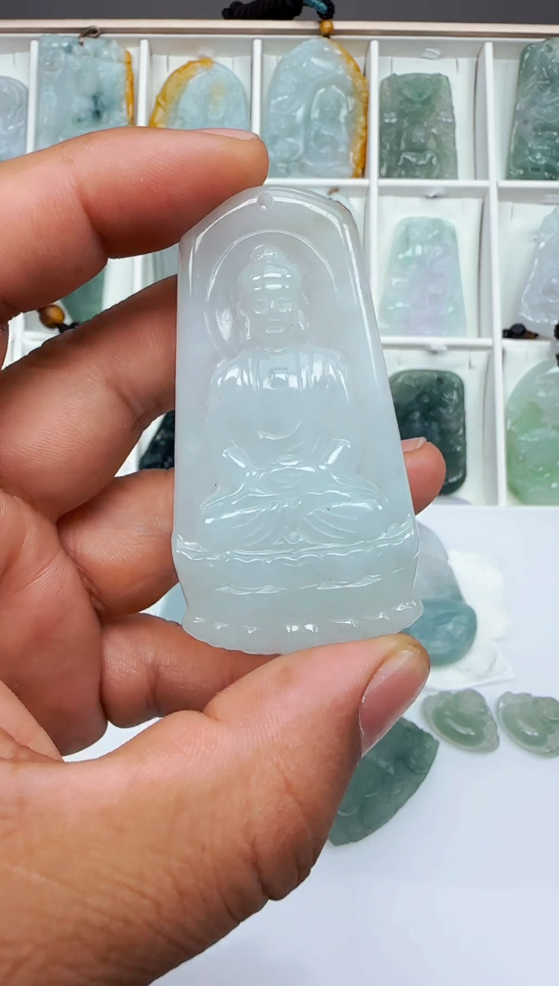 【闪购商品】翡翠颈饰未镶嵌缅甸天然A货翡翠
