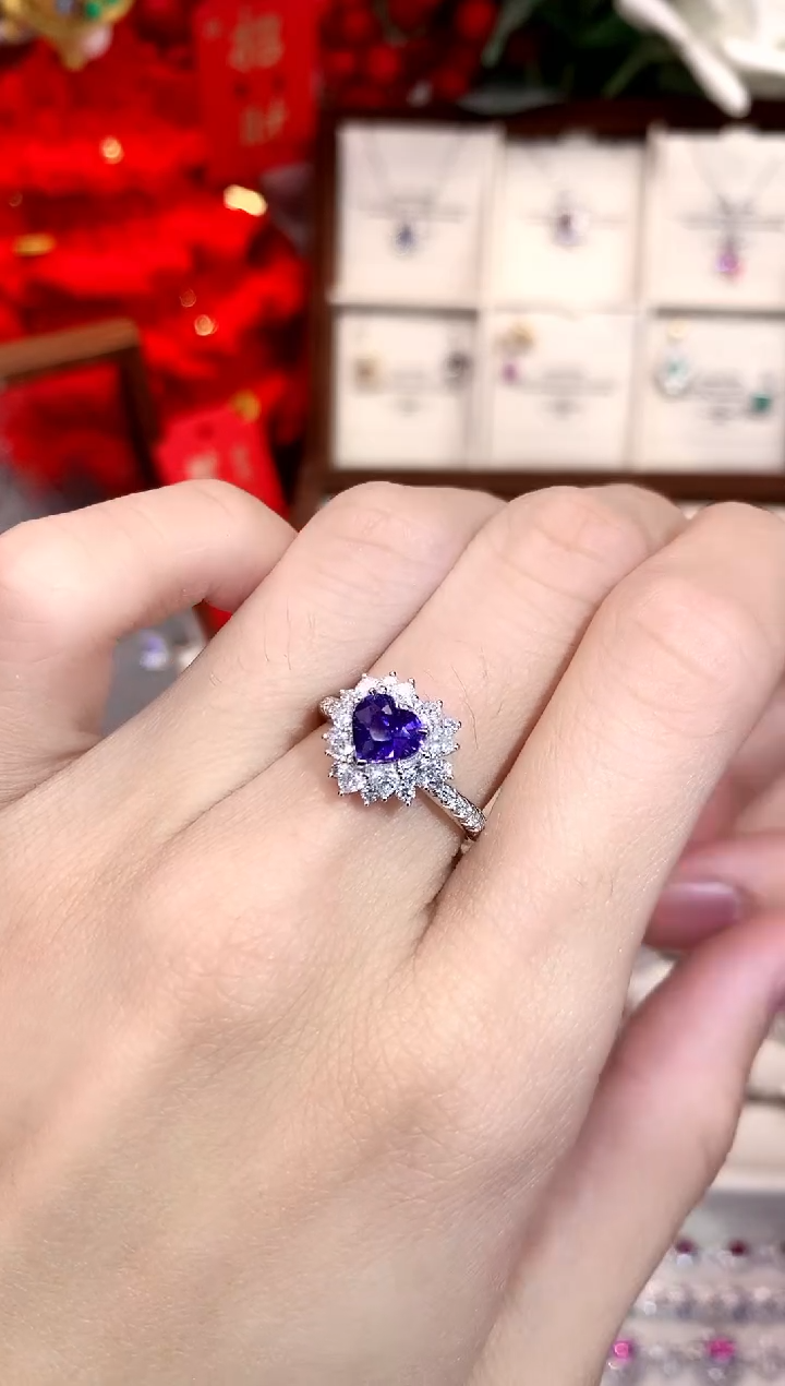 【闪购商品】彩色蓝宝石戒指18K金镶嵌1.11ct/天然宝石/七天无理由