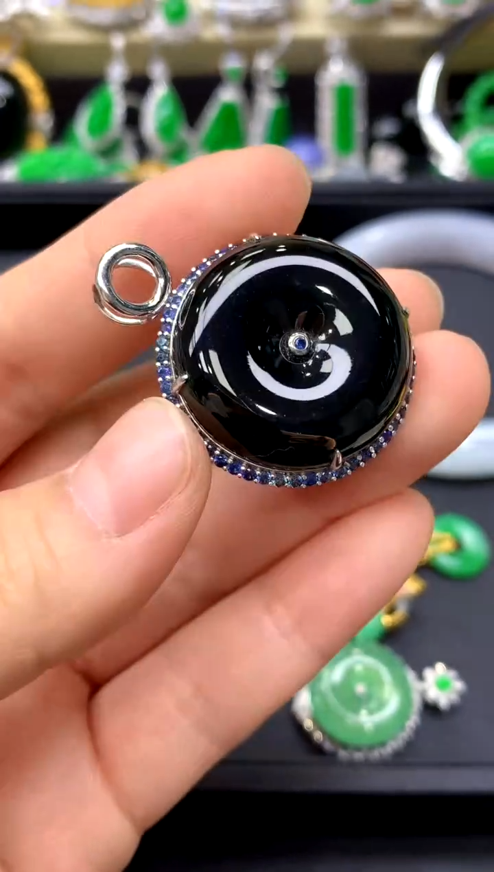 颈饰18K金镶嵌翡翠334-中国好珍宝