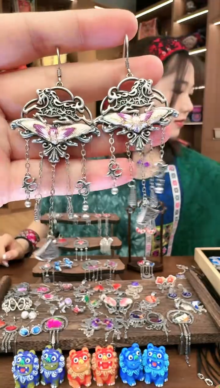 【闪购商品】织绣118黔东南苗族刺绣