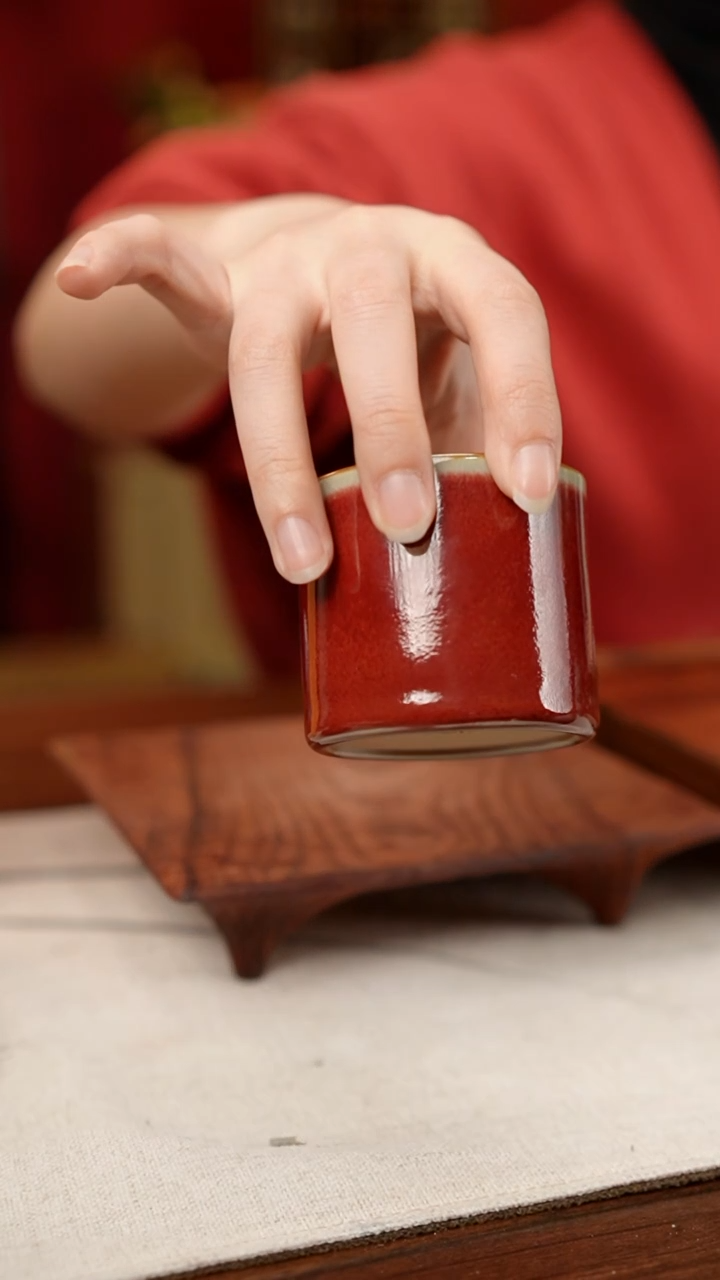 【闪购商品】摆件小师妹-钧瓷-信任