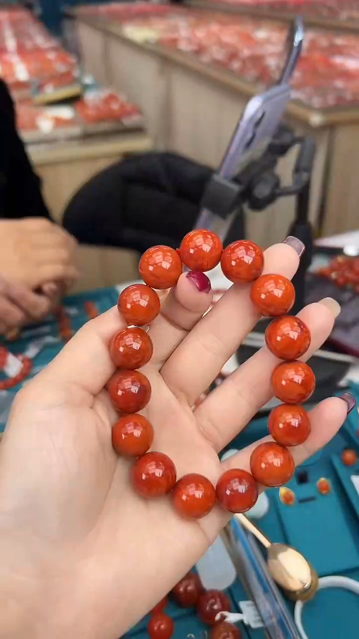 【闪购商品】南红玛瑙珠串未镶嵌多样发其一/15/92197438