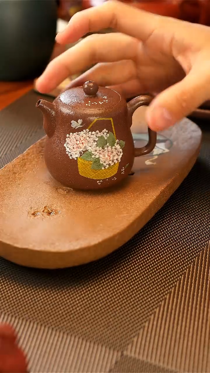 【闪购商品】紫砂茶壶天青绣球花葫芦110cc