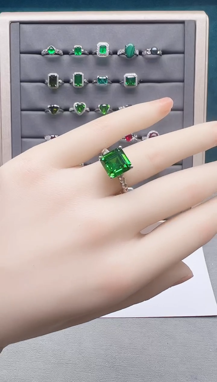 【闪购商品】碧玺戒指银S925镶嵌漏了