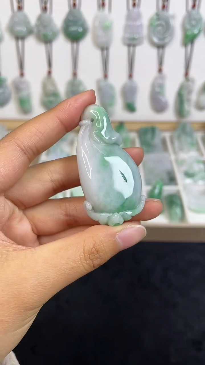 颈饰未镶嵌翡翠1