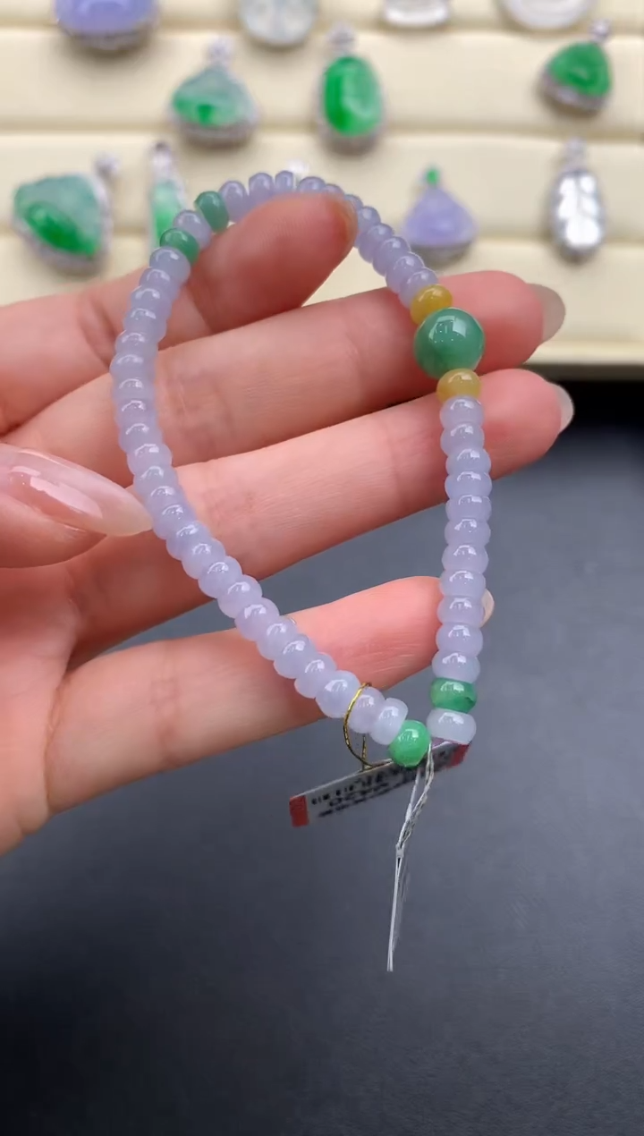 【闪购商品】翡翠颈饰未镶嵌Q703     