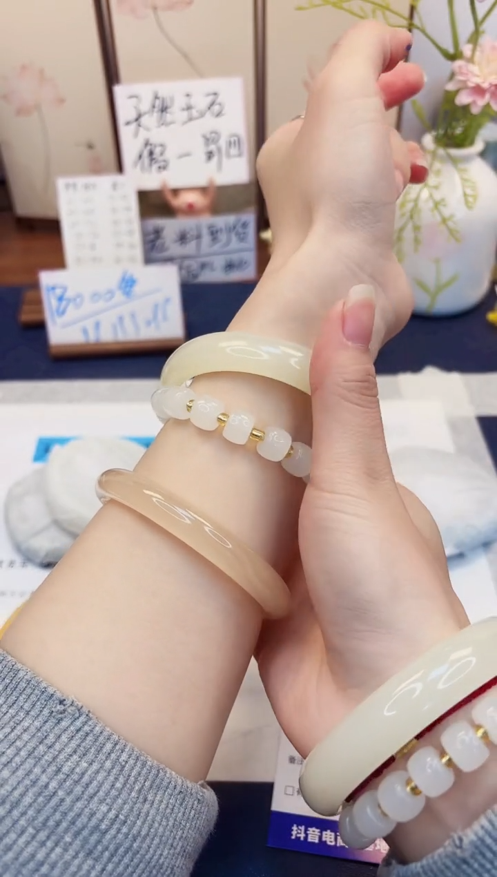 【闪购商品】石英质玉手镯未镶嵌456-晴水-圈口58