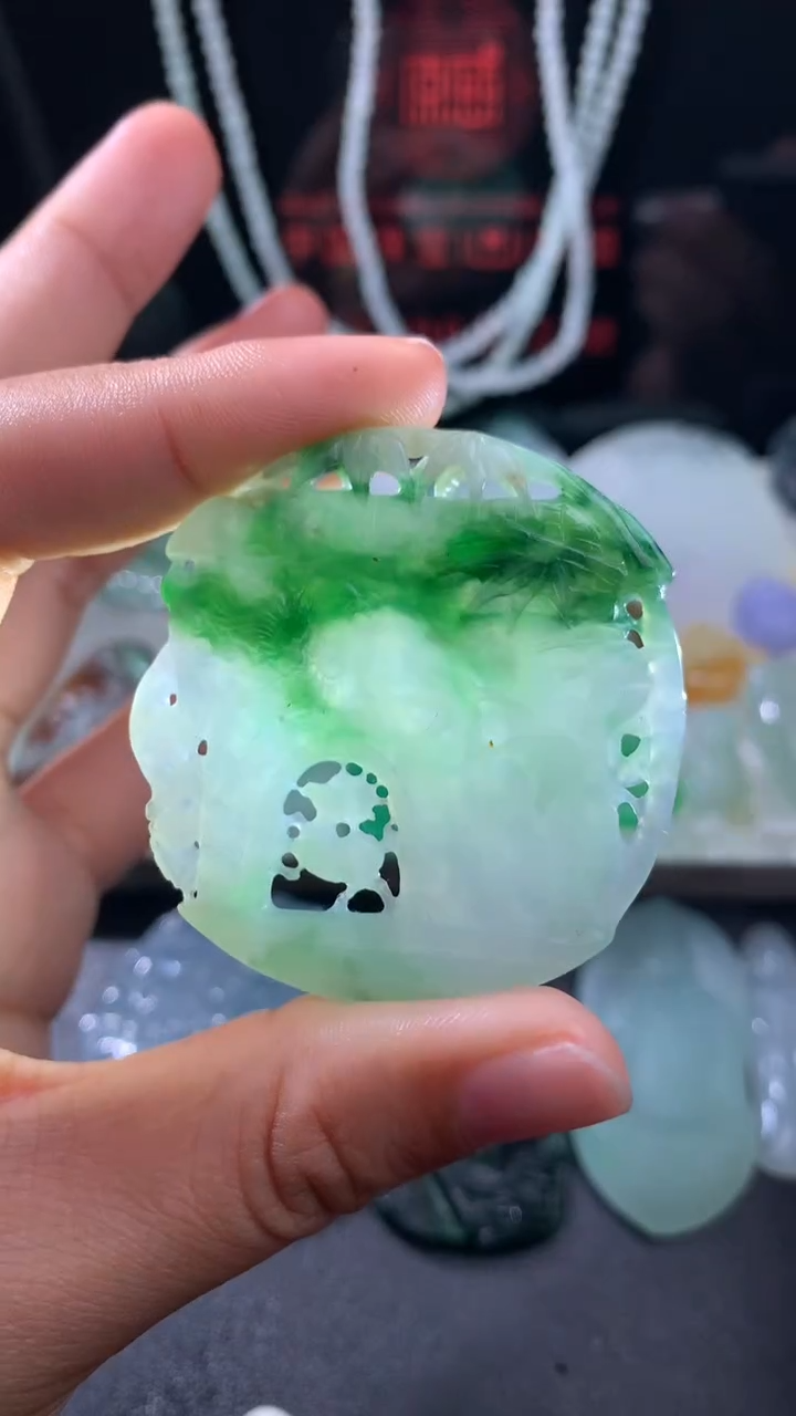 未镶嵌定制翡翠      