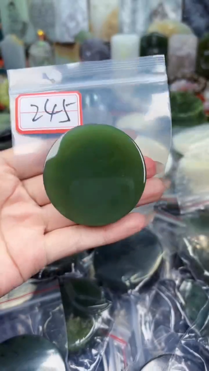 颈饰未镶嵌和田玉和田玉