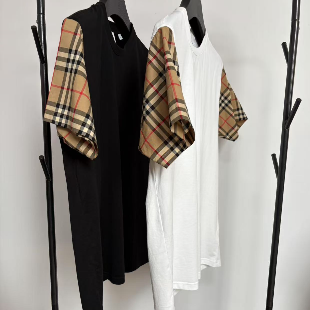 未拆封 BURBERRY/博柏利 Burberry/博柏利 男款袖子拼接短袖