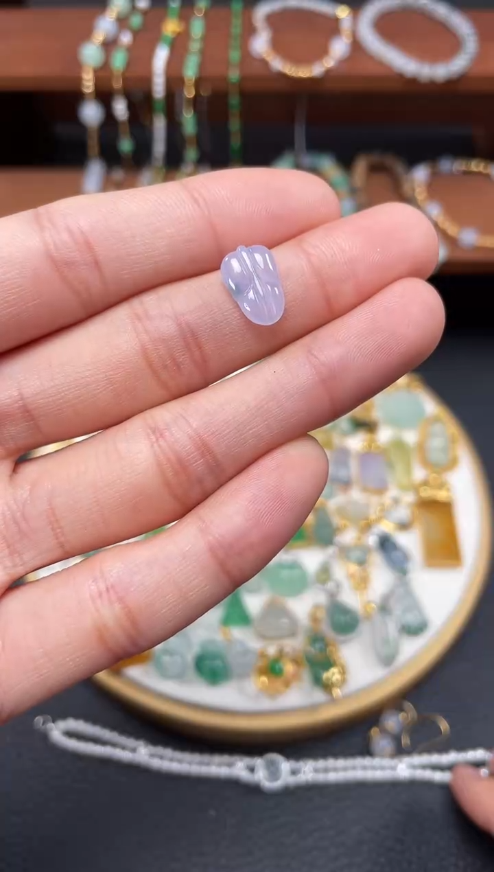 【闪购商品】翡翠吊坠(不含链)18K金镶嵌一个   JK201