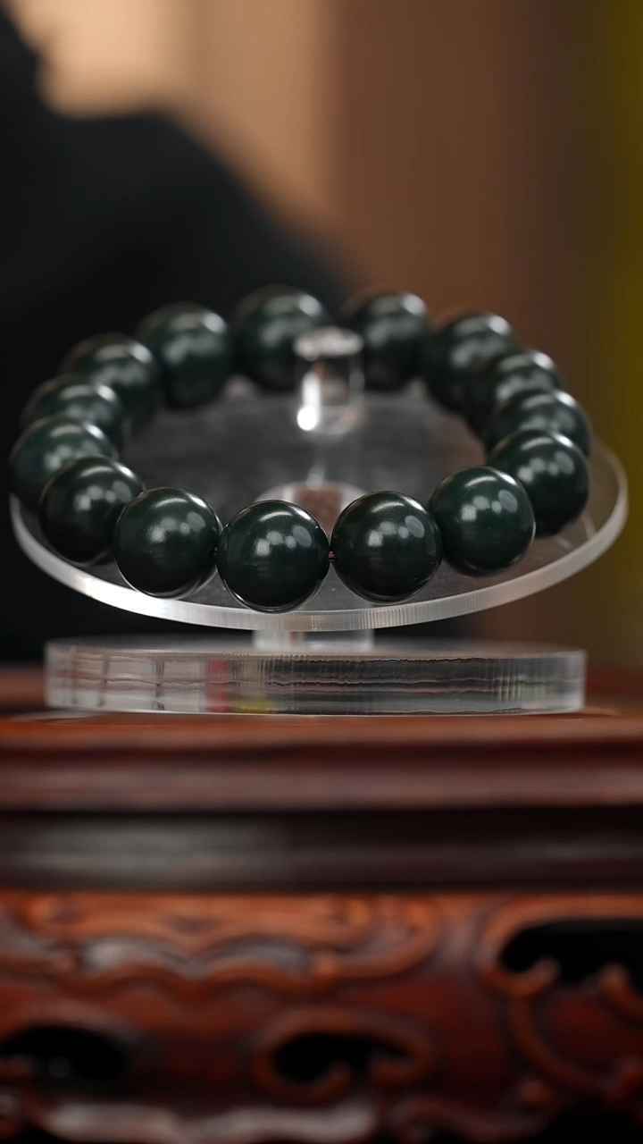 未镶嵌和田玉挂件和田玉