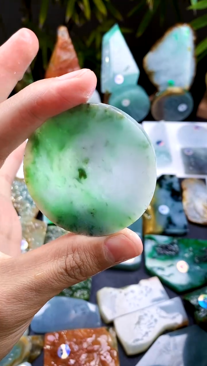 【闪购商品】定制翡翠未镶嵌翡翠