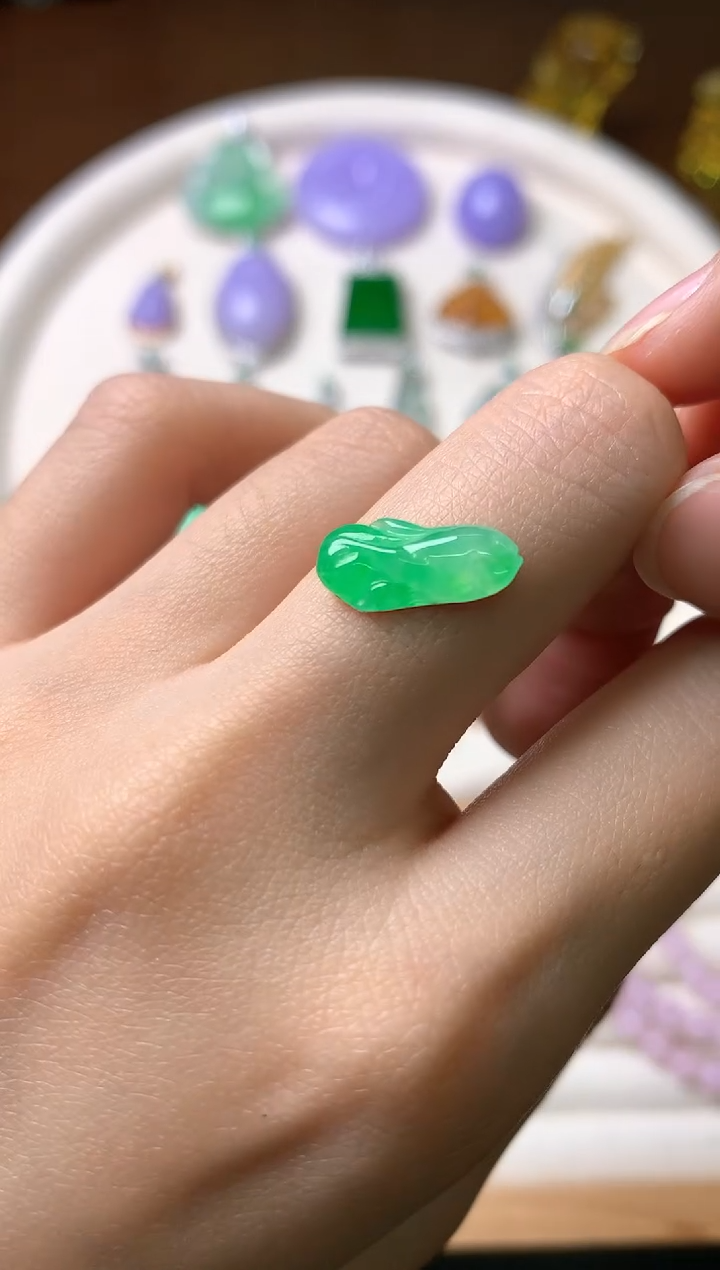 【闪购商品】定制翡翠未镶嵌裸石（镶嵌定制）