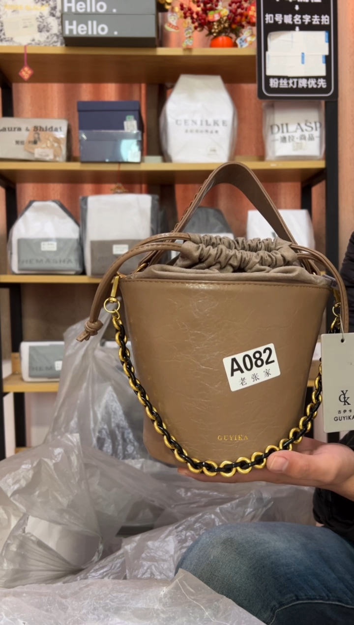 小牛剖层皮革老张家082