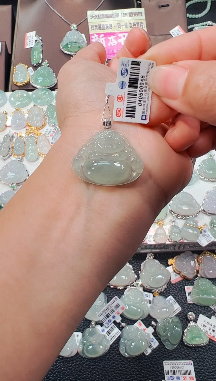 【闪购商品】翡翠吊坠(不含链)18K金镶嵌佛公吊坠948