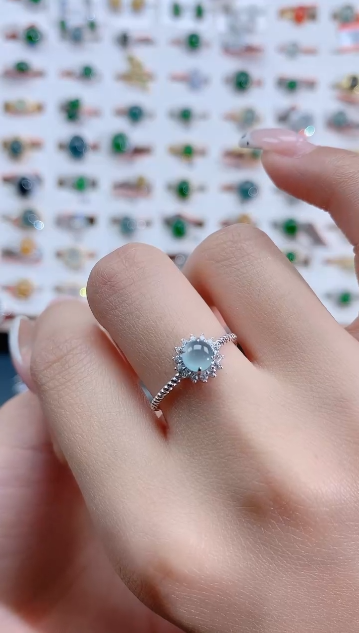 翡翠戒指银S925镶嵌天然翡翠