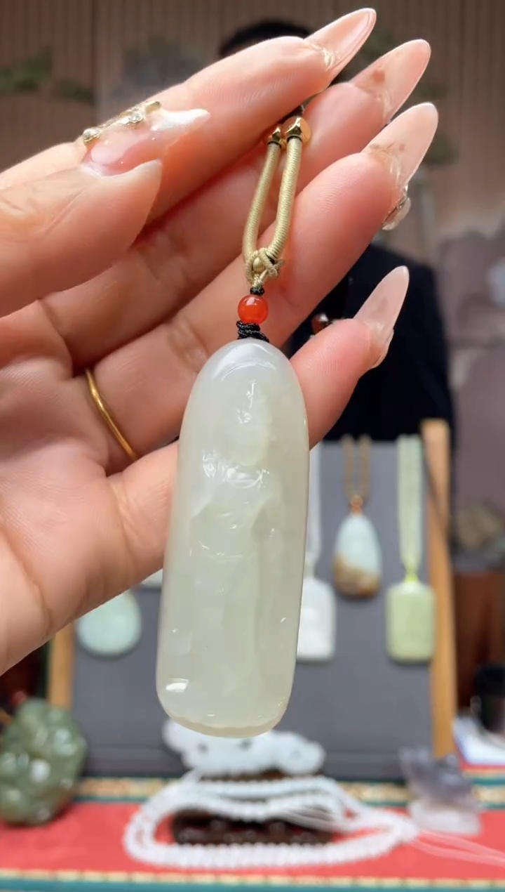 【闪购商品】和田玉颈饰未镶嵌一