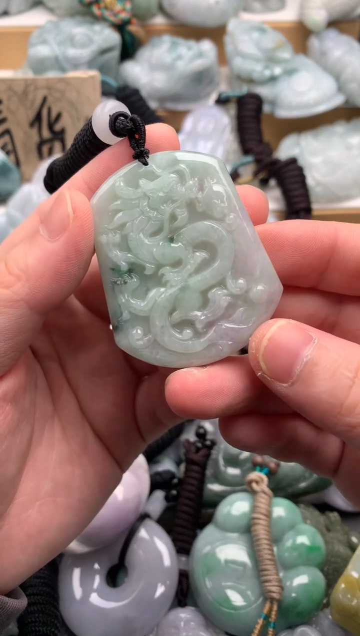 吊坠(不含链)未镶嵌翡翠1