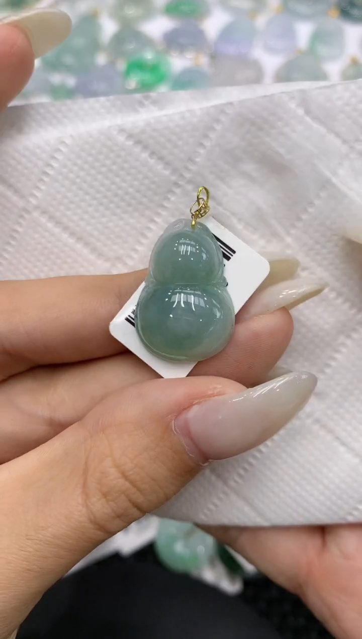 颈饰18K金镶嵌翡翠111111111111