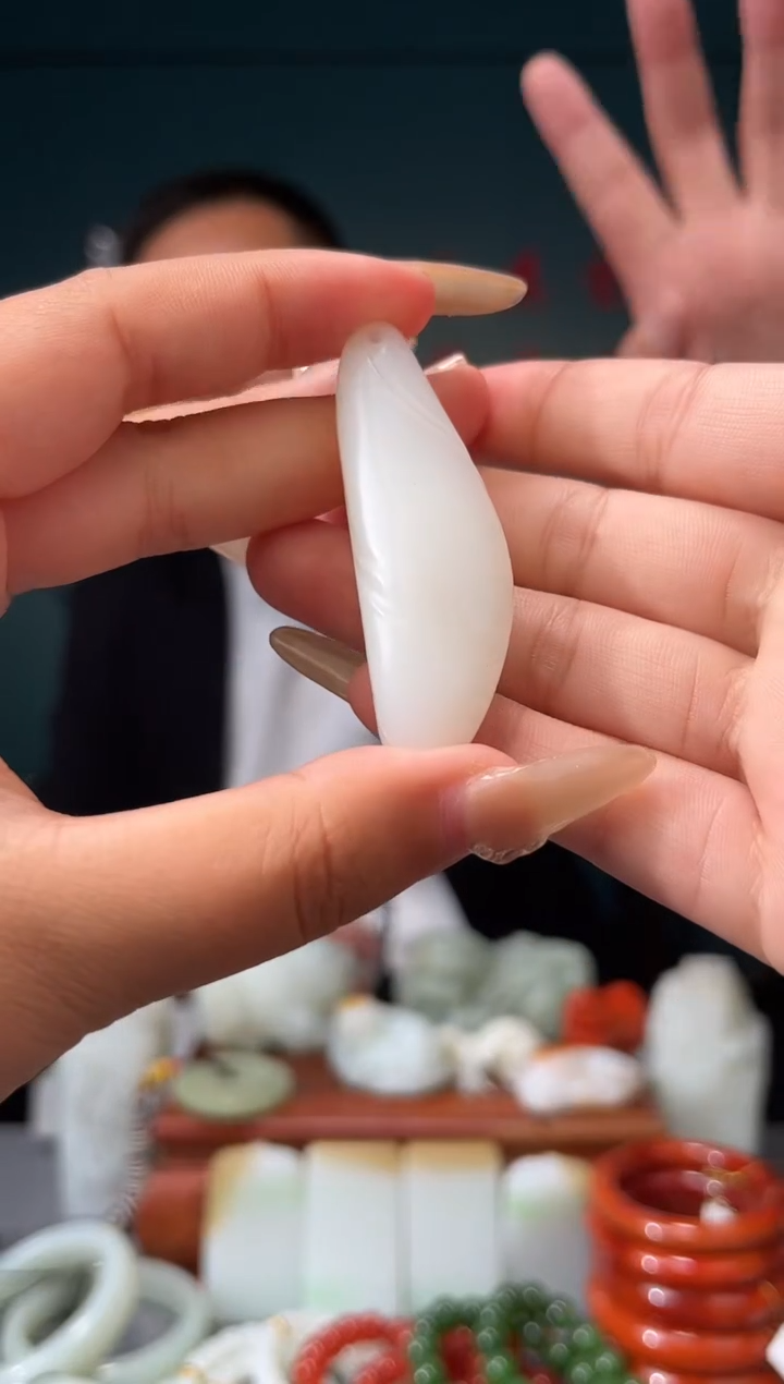 【闪购商品】和田玉颈饰未镶嵌吊坠