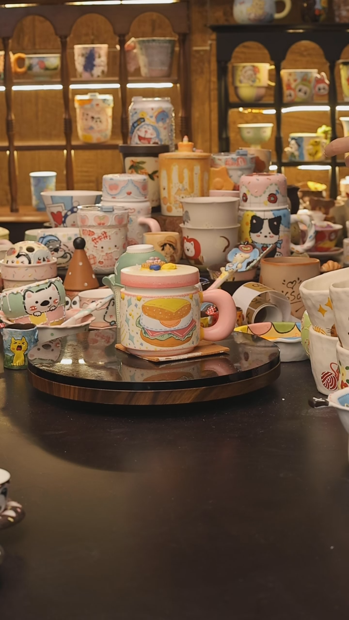 景德镇釉下彩绘设计师款式陶瓷