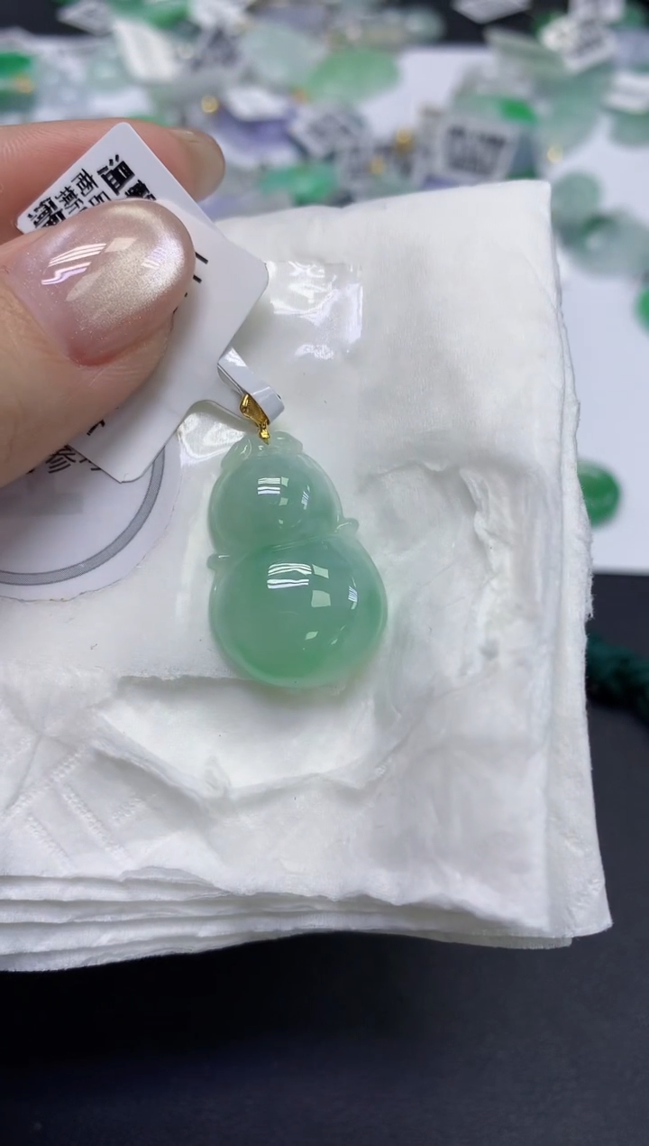 颈饰18K金镶嵌翡翠天然缅甸翡翠A货百元以上9元证书费自理