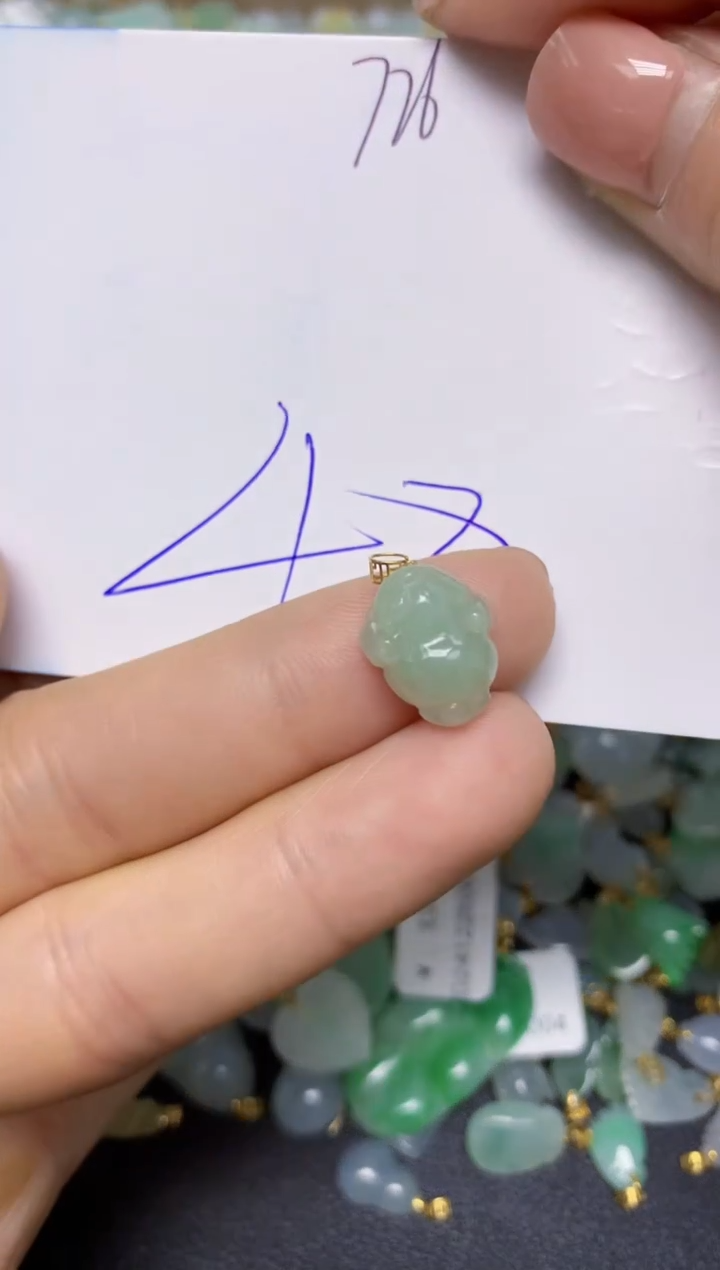 【闪购商品】翡翠挂件18K金镶嵌 天然翡翠A货