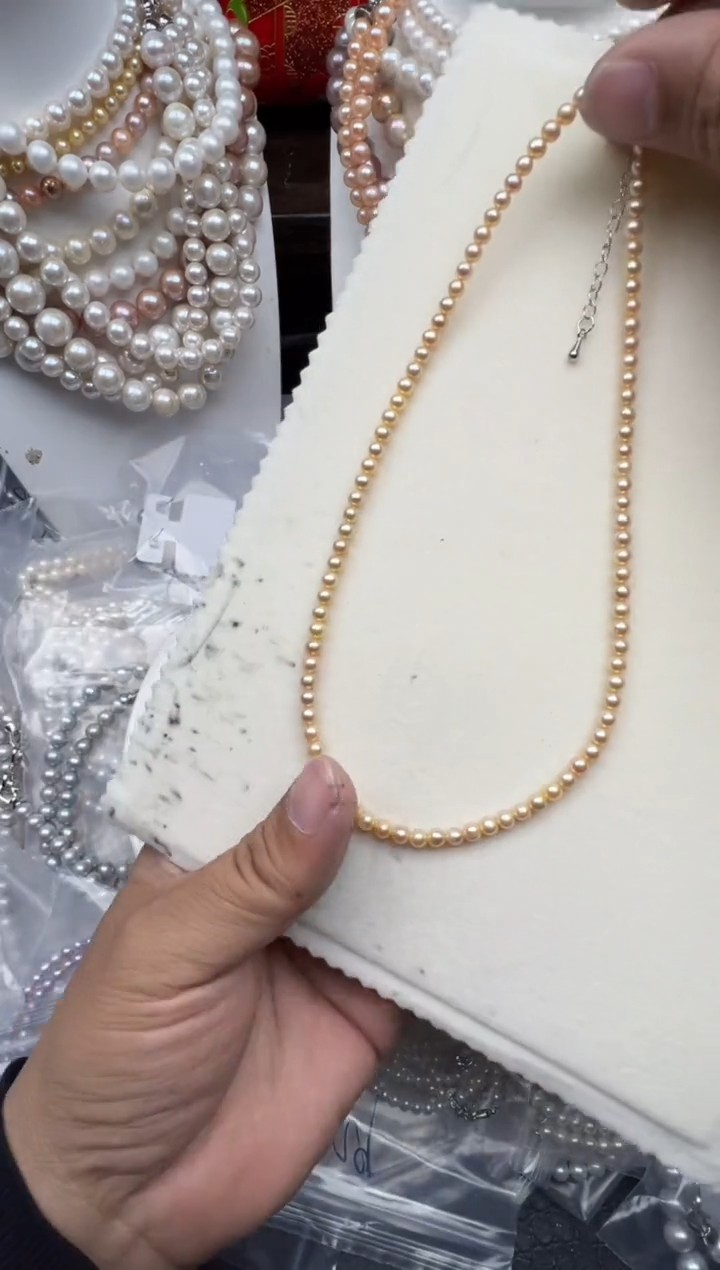 淡水珍珠未镶嵌颈饰1