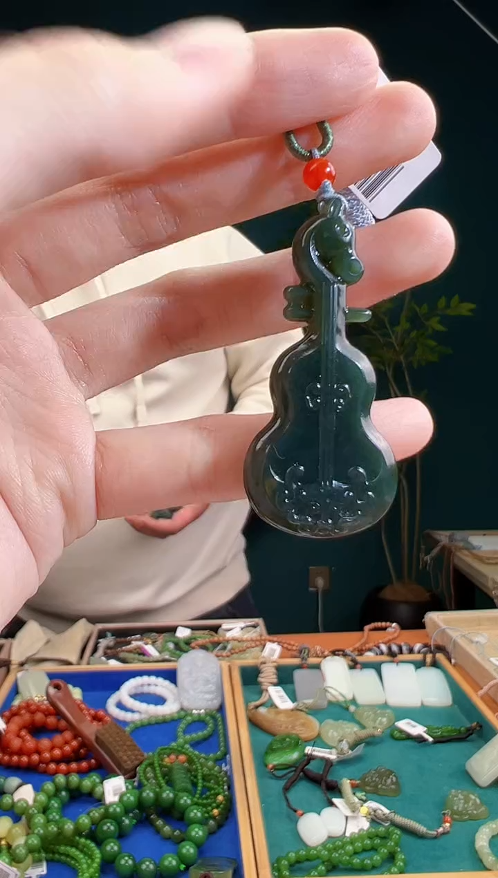 颈饰未镶嵌和田玉多样性发货 拍一单发一个