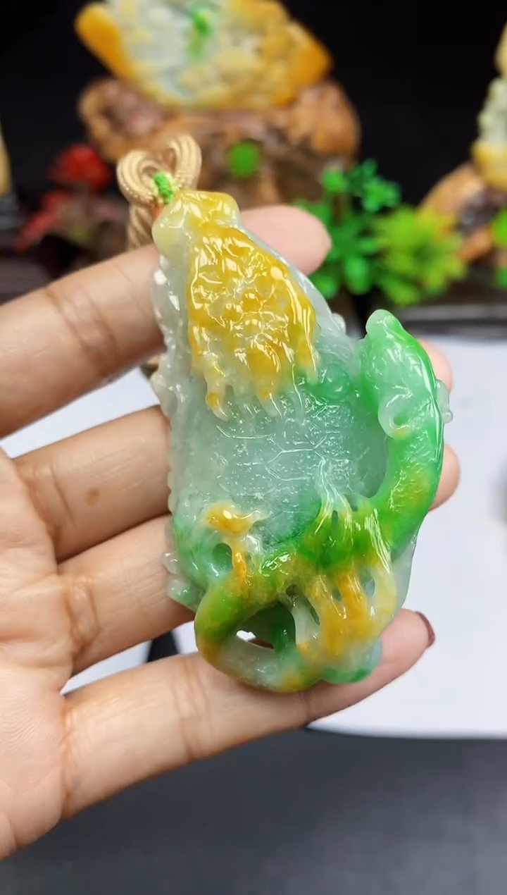 【闪购商品】翡翠颈饰未镶嵌翡翠A货