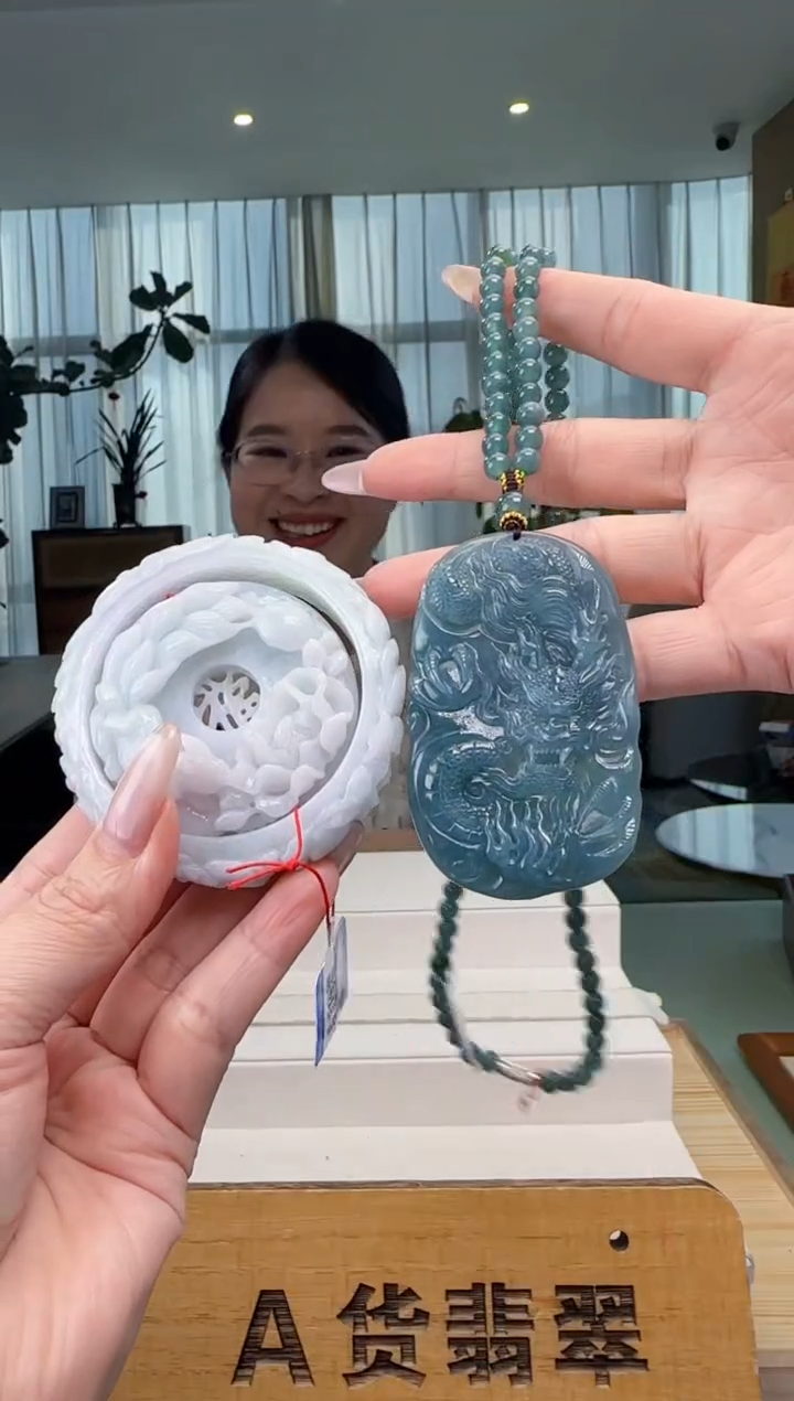 【闪购商品】翡翠未镶嵌颈饰底座一套YJ@@WS50313017