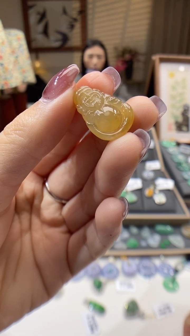 【闪购商品】翡翠颈饰未镶嵌财神