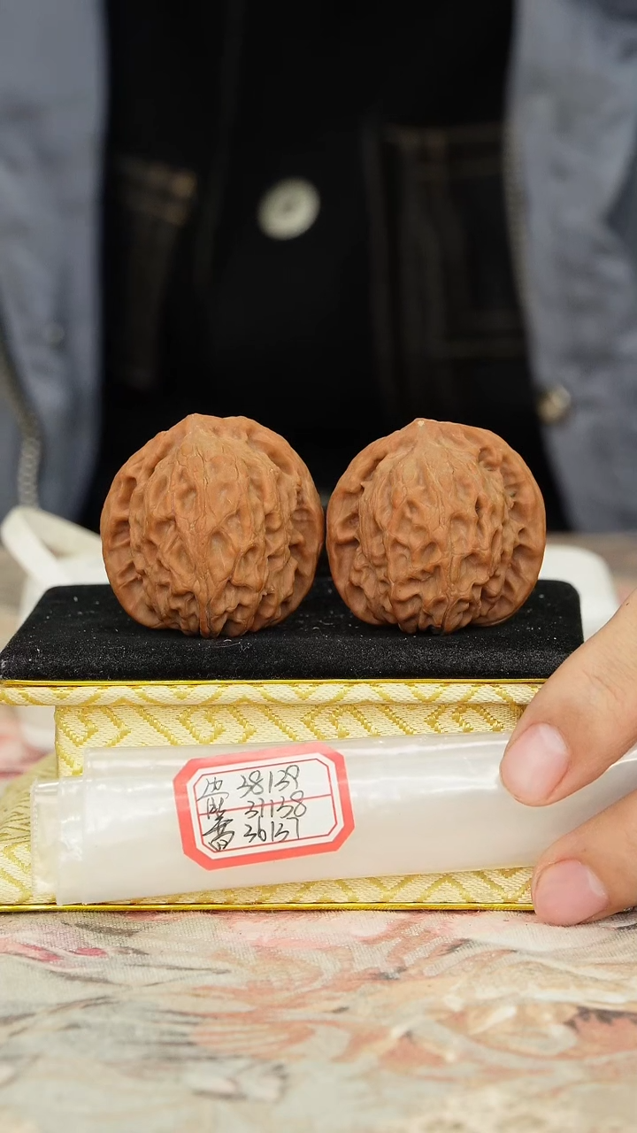 【闪购商品】文玩核桃把件非嫁接北京