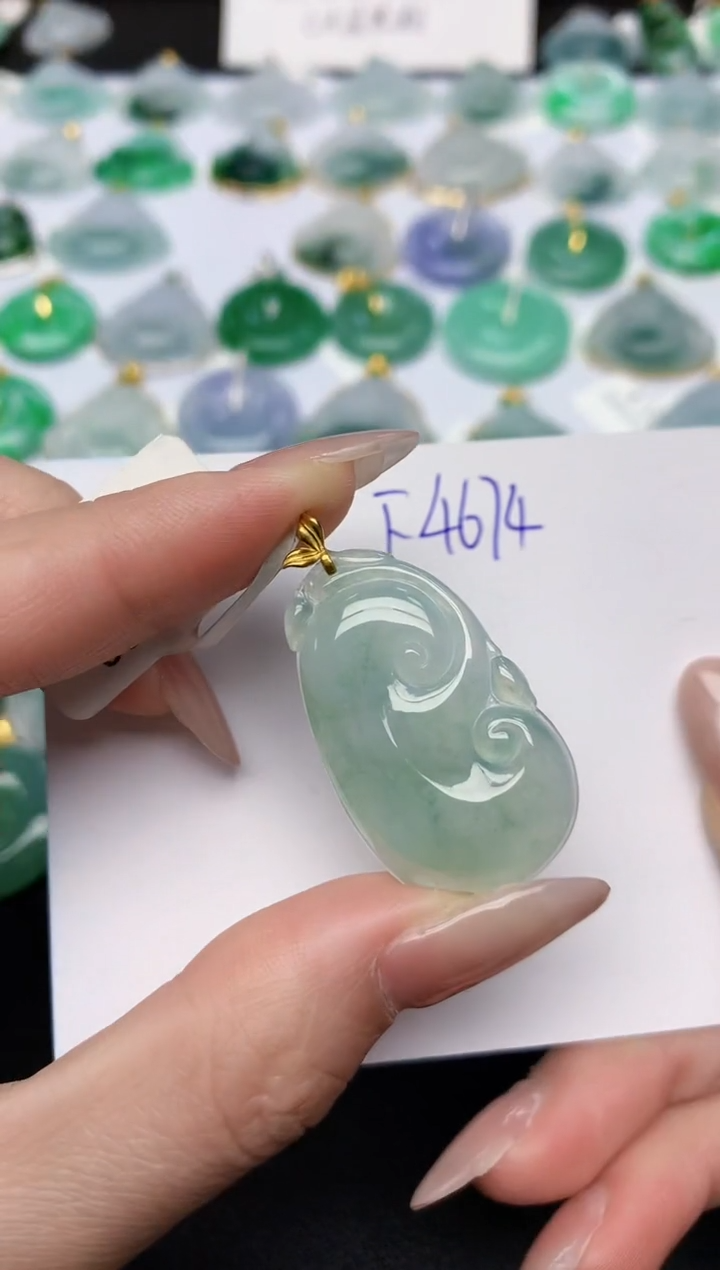 颈饰18K金镶嵌翡翠天然缅甸A货翡翠百元以上9元证书费自理