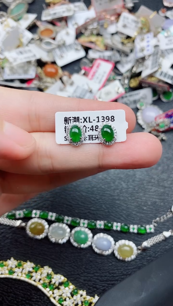 银S925镶嵌戒指翡翠1