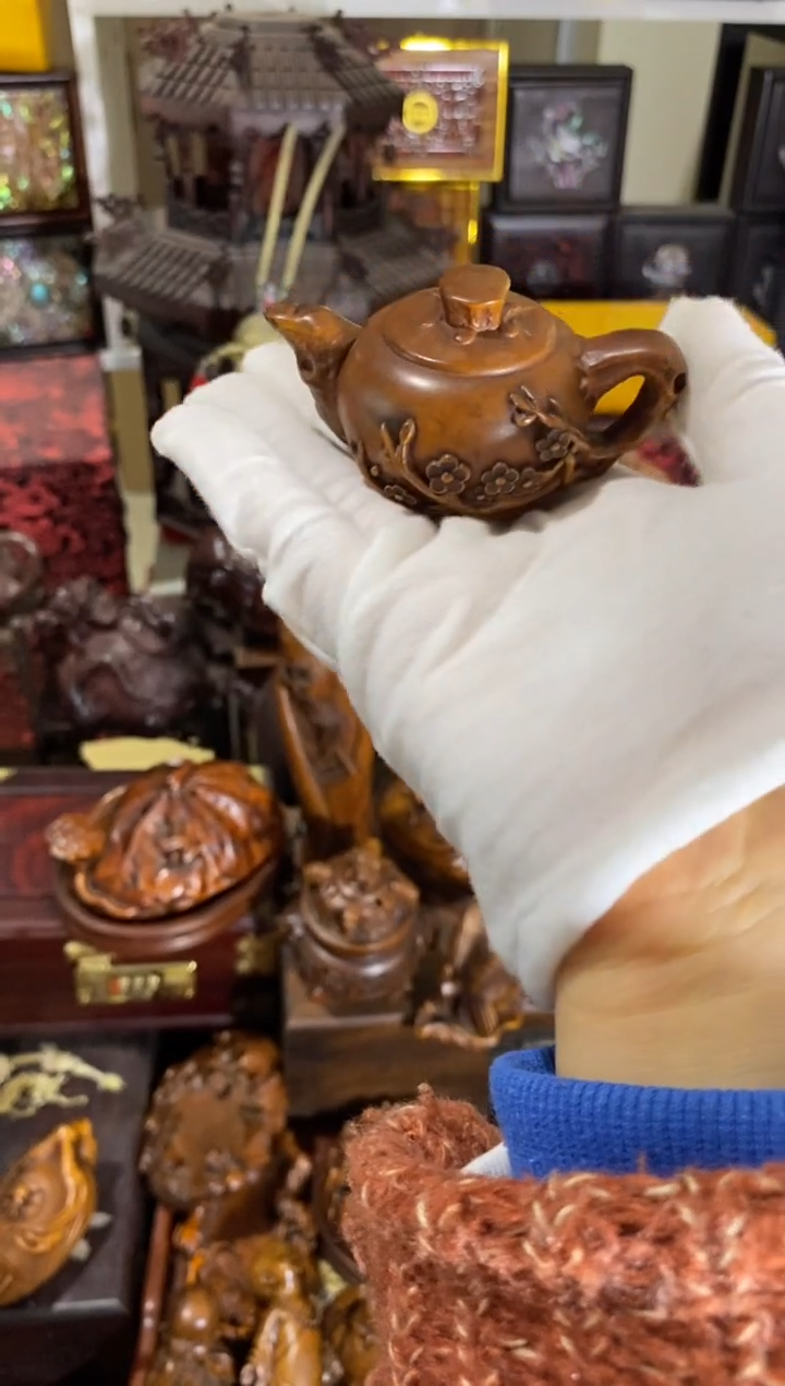 木小叶黄杨小件梅花壶