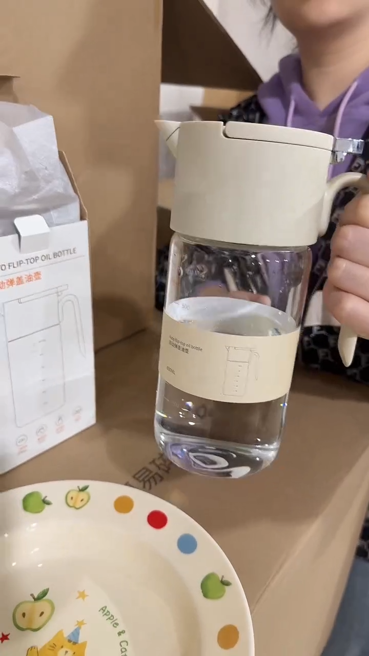 瓷片自动弹盖倒油壶600ml
