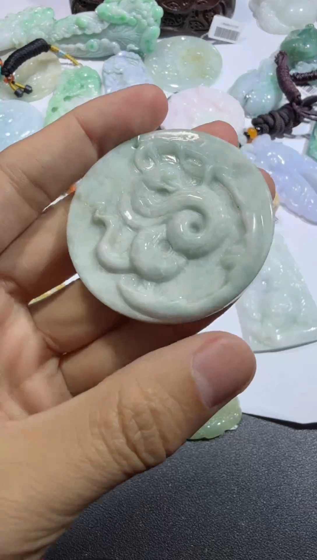 【闪购商品】翡翠颈饰未镶嵌00010699