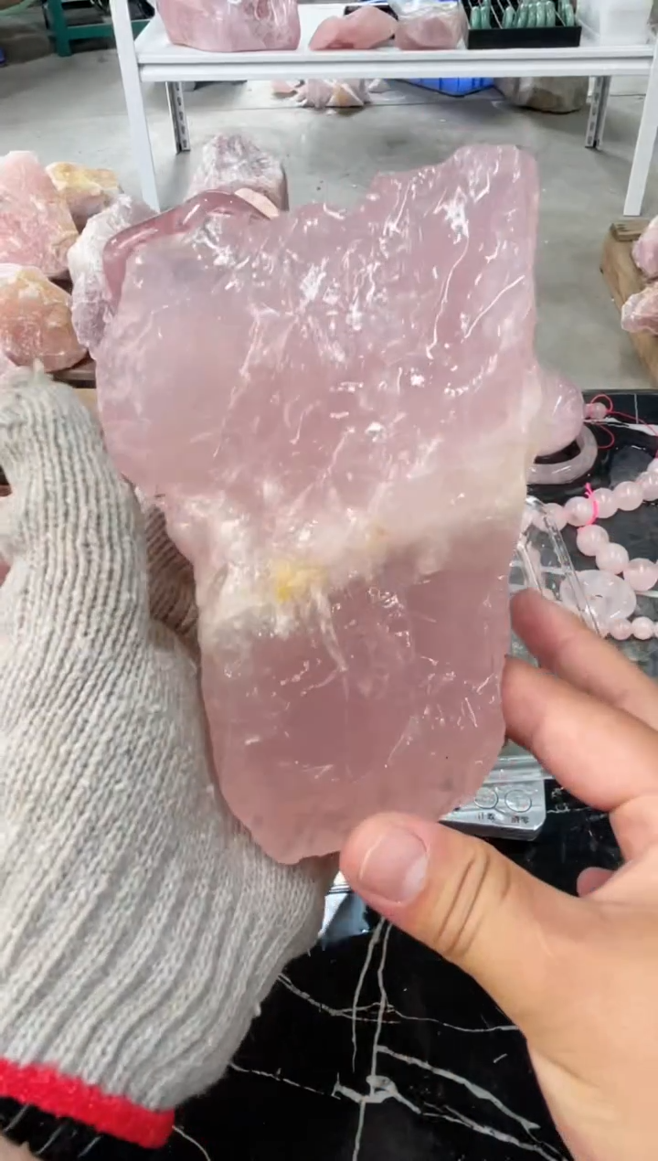 【闪购商品】芙蓉石原石未镶嵌天然粉水晶原石摆件