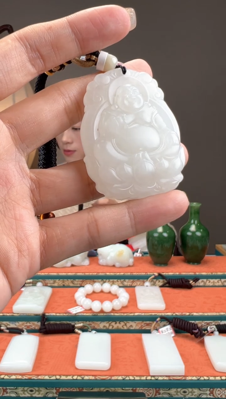 【闪购商品】和田玉颈饰未镶嵌1