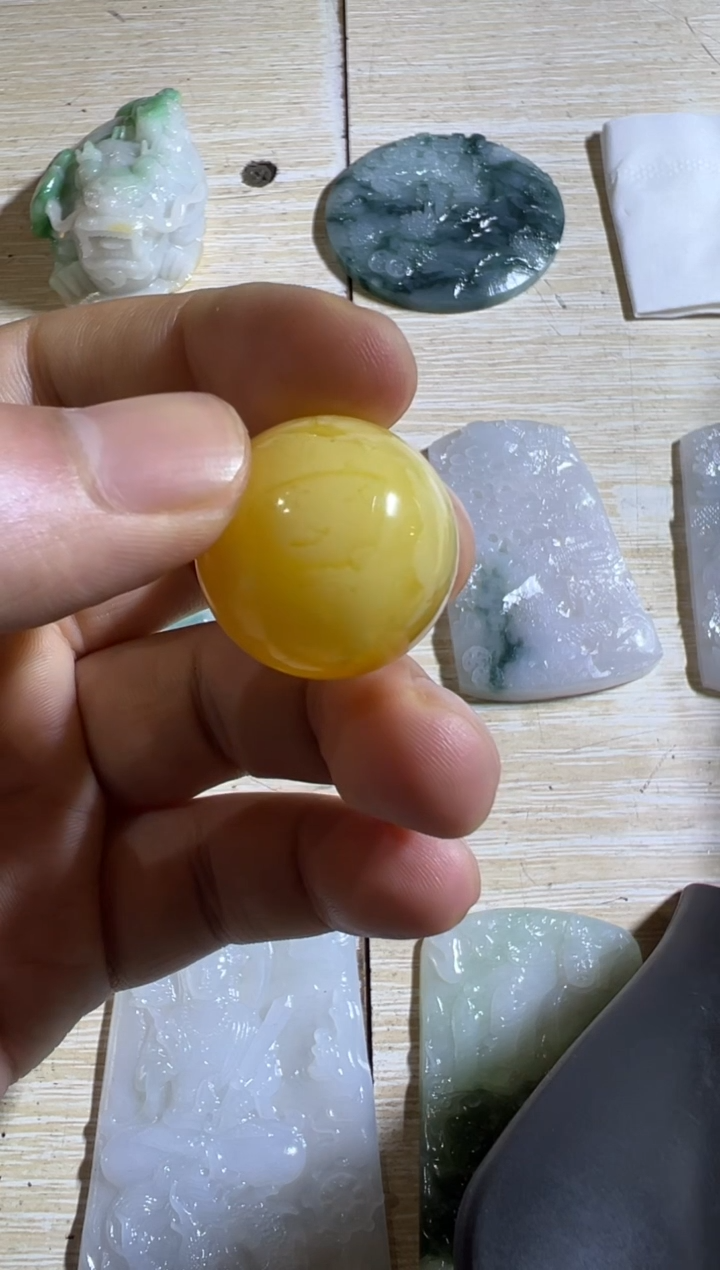 【闪购商品】琥珀颈饰未镶嵌珠子