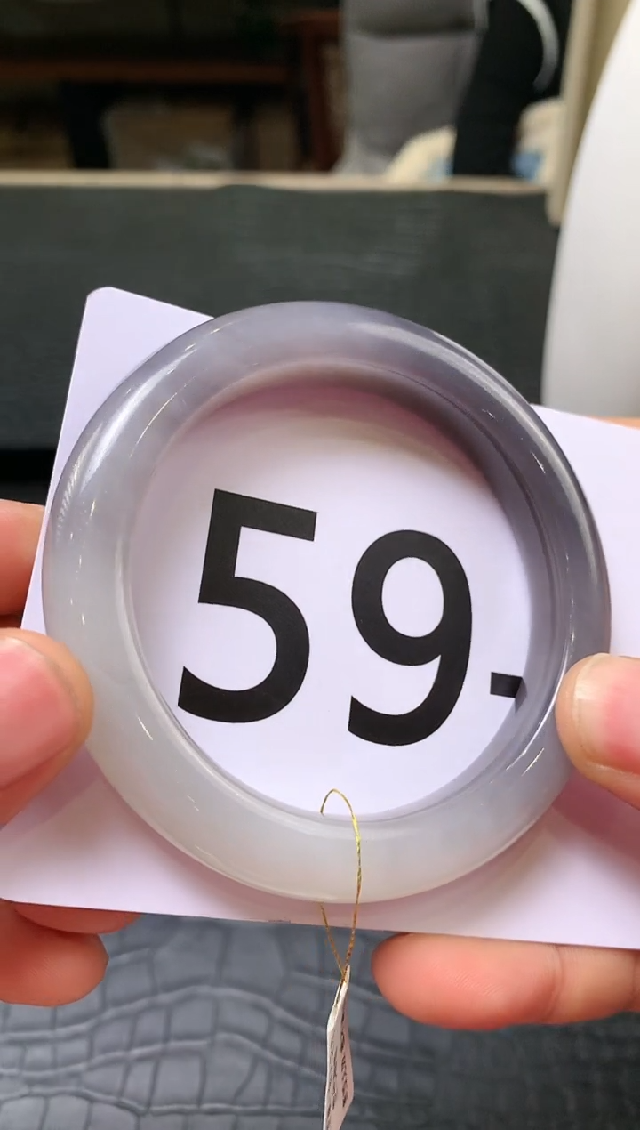 【闪购商品】和田玉烟紫手镯未镶嵌一个