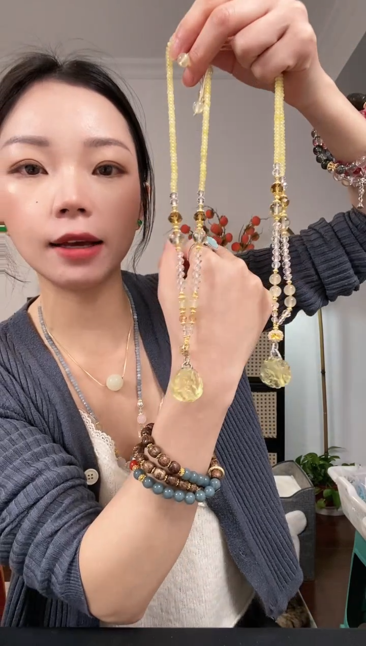 【闪购商品】琥珀颈饰未镶嵌A41AAAAA
