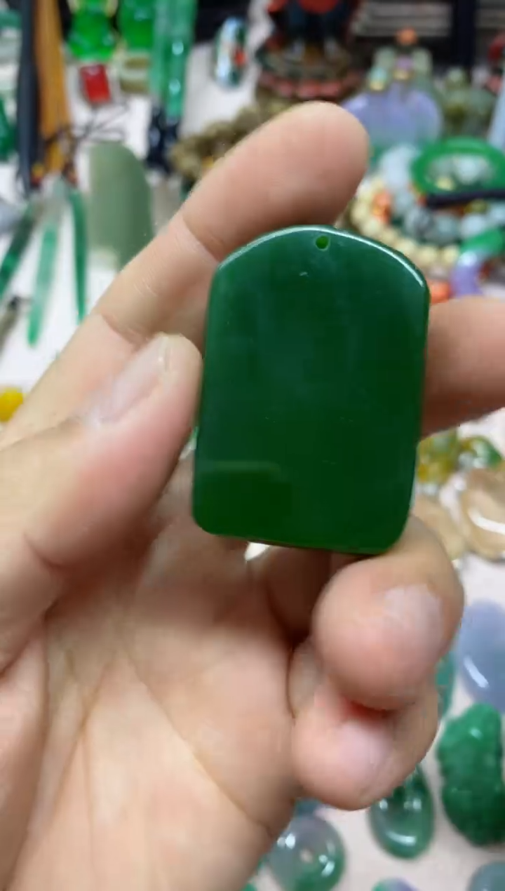 【闪购商品】3直播间 的实时画面