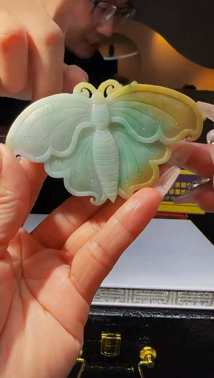 【闪购商品】定制翡翠未镶嵌Q03009翡翠毛货