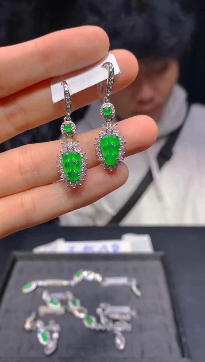 【闪购商品】定制翡翠未镶嵌35多样性发货（发其一）