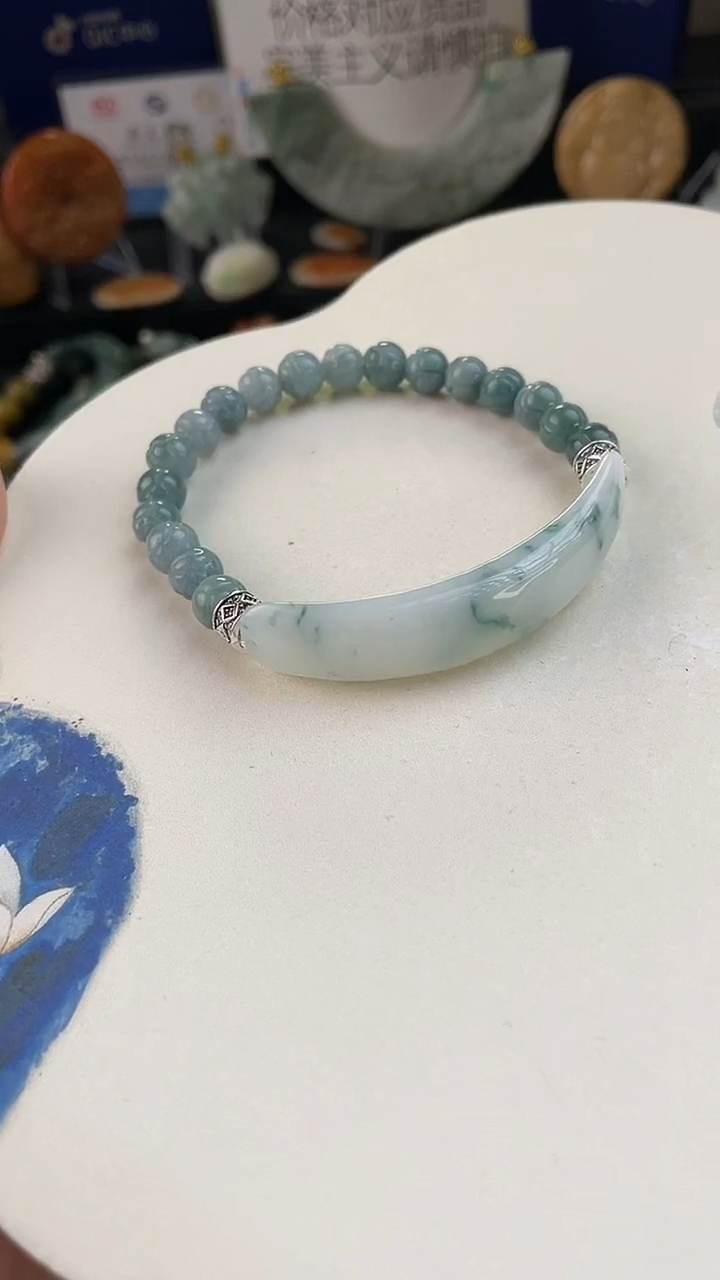 未镶嵌手链翡翠手工定制默认微瑕播介绍为准