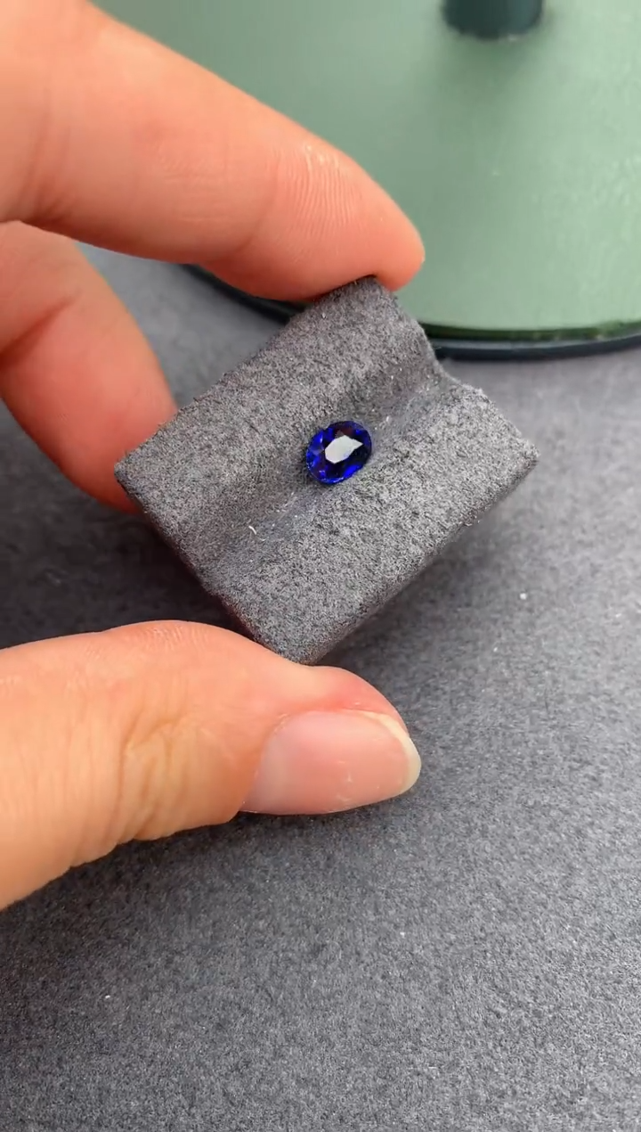 【闪购商品】蓝宝石裸石未镶嵌1ct皇家蓝
