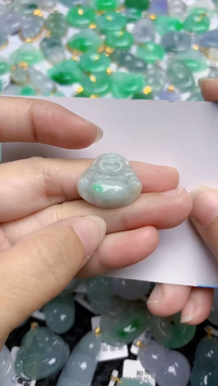 翡翠未镶嵌颈饰天然翡翠A货